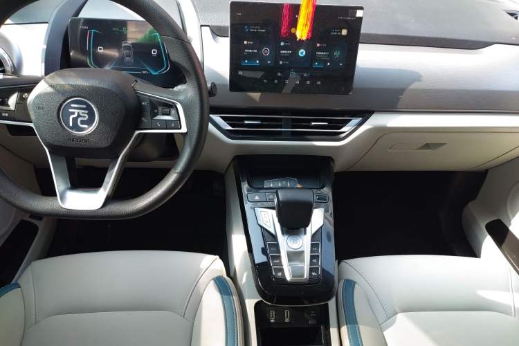 Used BYD Yuan Pro 2023 320KM Luxury Version