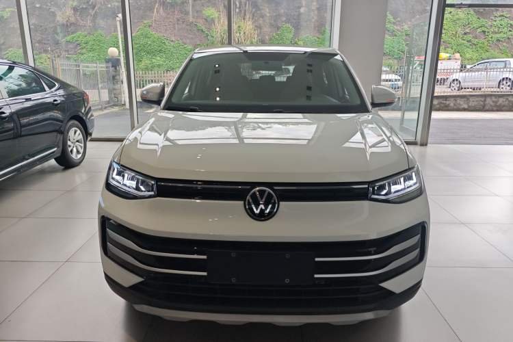 Used Volkswagen Tharu 2025 New Sharp 1.5L Sharp Edition Front