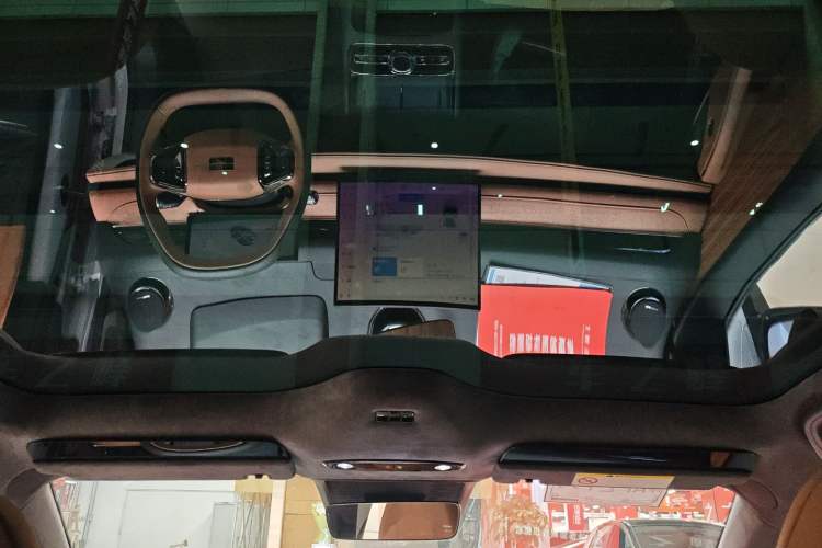 Used Geely Galaxy Galaxy 8 2025 130km EM-i Flagship Edition
