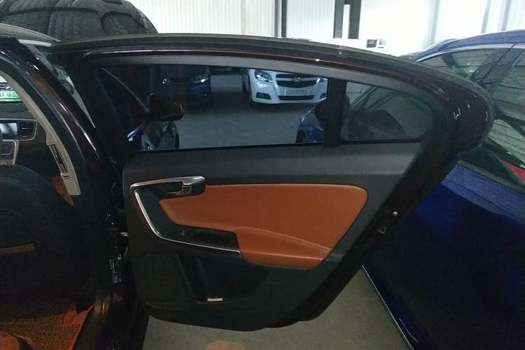 Used Volvo S60 2018 S60L T4 Smart & Ambitious Edition