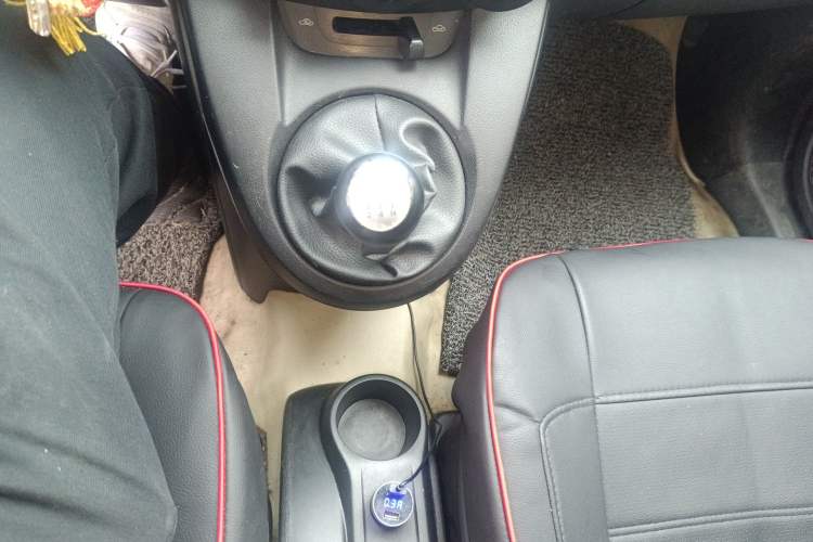 Used Mazda 2 2011 XuanDong 1.5L Manual Fashion Edition
