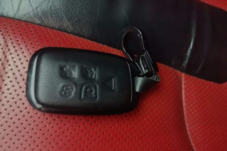 Used Land Rover Range Evoque 2013 2.0T 5-Door Ignite Edition
