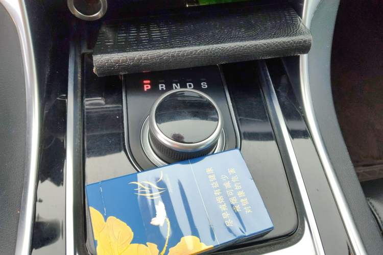 Used Jaguar XFL 2020 XFL 2.0T P200 Two-Wheel-Drive Windflower Edition
