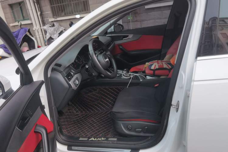 Used Audi A4L 2019 40 TFSI Ambition China VI
