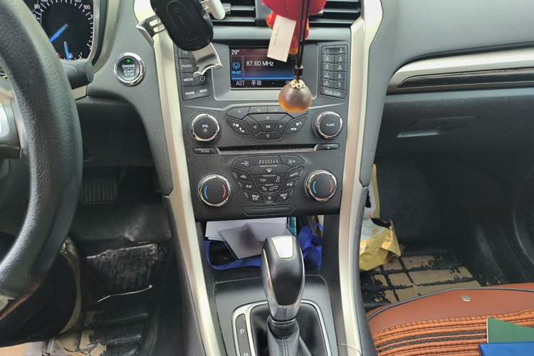 Used Ford Mondeo 2013 2.0L GTDi 200 Fashion Edition
