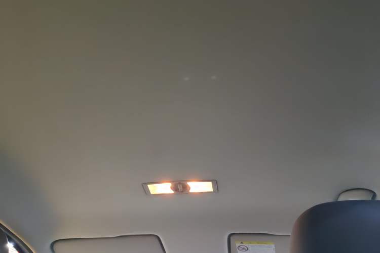 Used Volkswagen Gran Lavida 2015 1.6L Automatic Fashion Edition