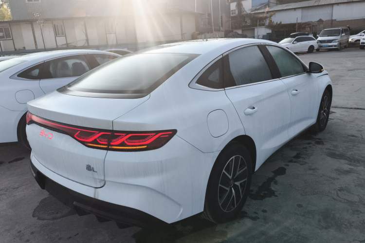 Used BYD Qin L 2024 DM-i 120KM Beyond Model

