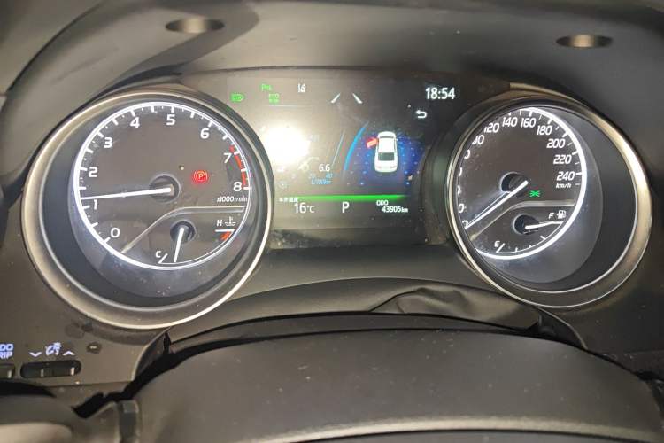 Used Toyota Camry 2021 2.0G Luxury Edition