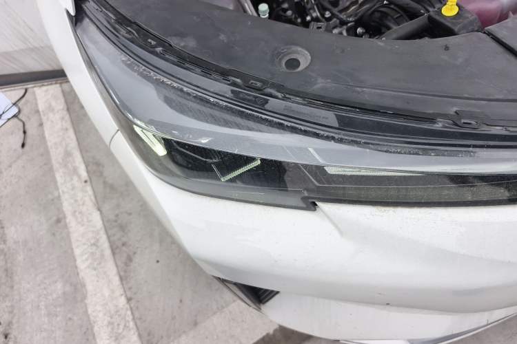 Used CHANGAN NEVO Q05 2024 Truly Delicious Version 125cc Superior Design CATL Right Front Headlight