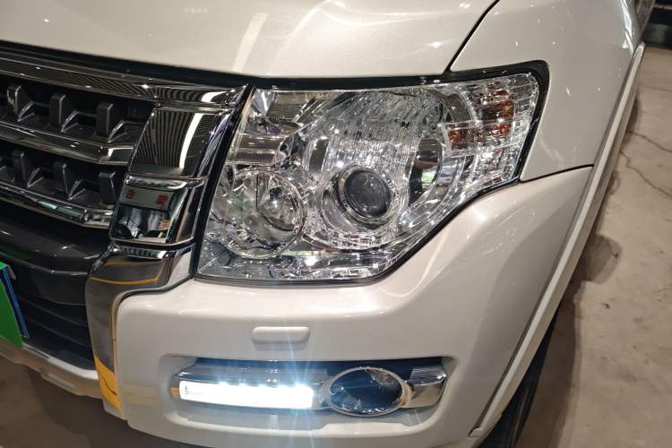 Used Mitsubishi Pajero 2018 V97 3.8L 5-Door GLS Sunroof – Middle East