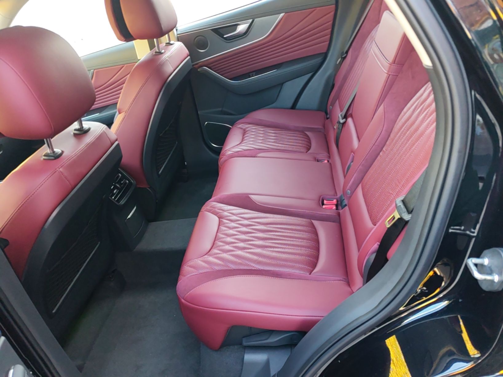 Hongqi HS5 2023 2.0T Qixiang Pro Edition — снимка 20