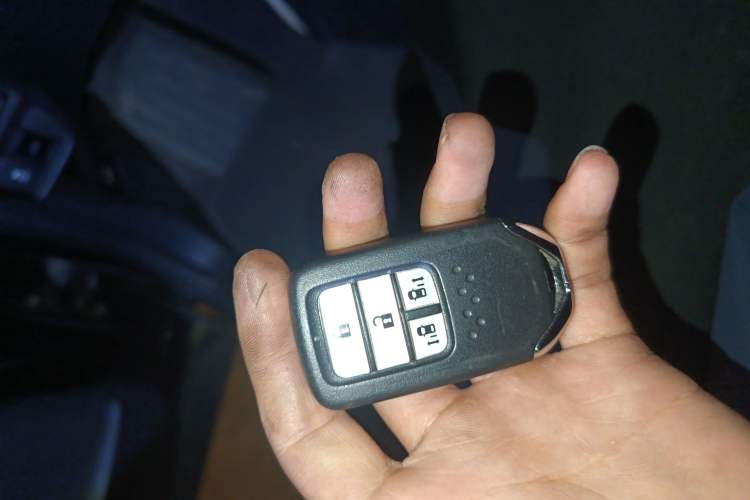 Used Honda Elysion 2016 2.4L Luxury Edition
