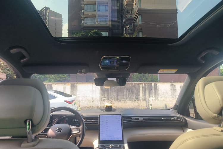 Used Nio ES8 2020 580 km Range Signature Edition Six-Seater Version