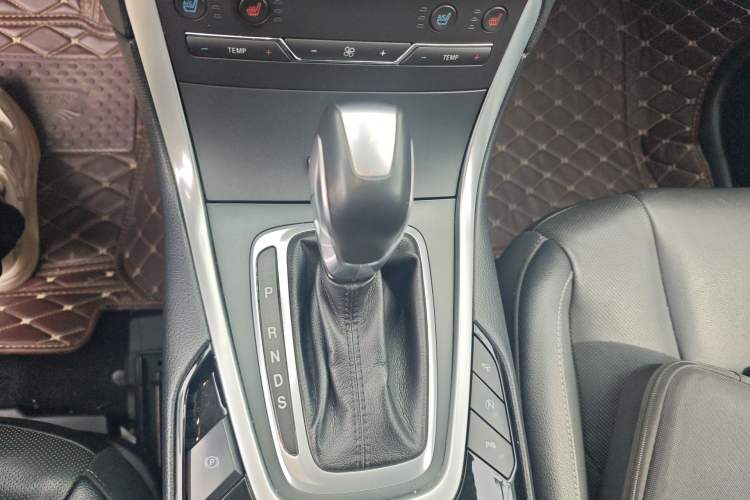 Used Ford Edge 2016 EcoBoost 245 Four-Wheel Drive Titanium 7-Seater