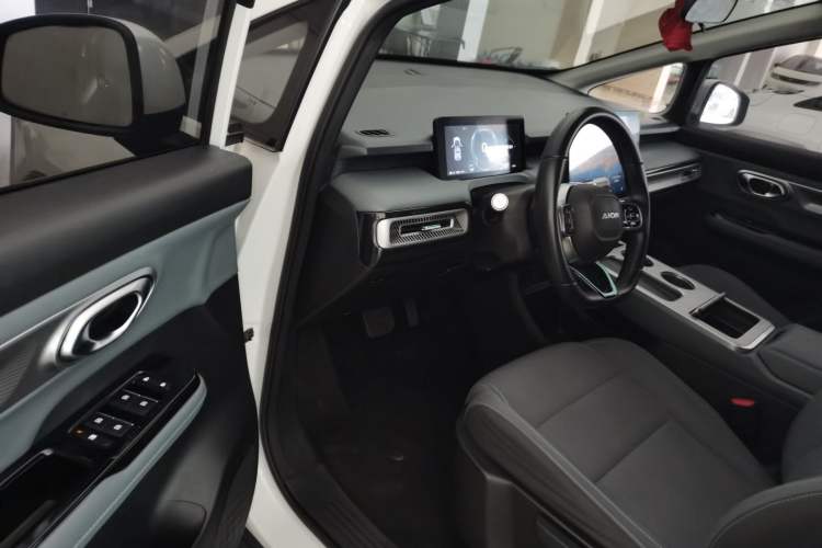 Used AION Y 2023 Plus 510 Enjoy Edition Driver Seat