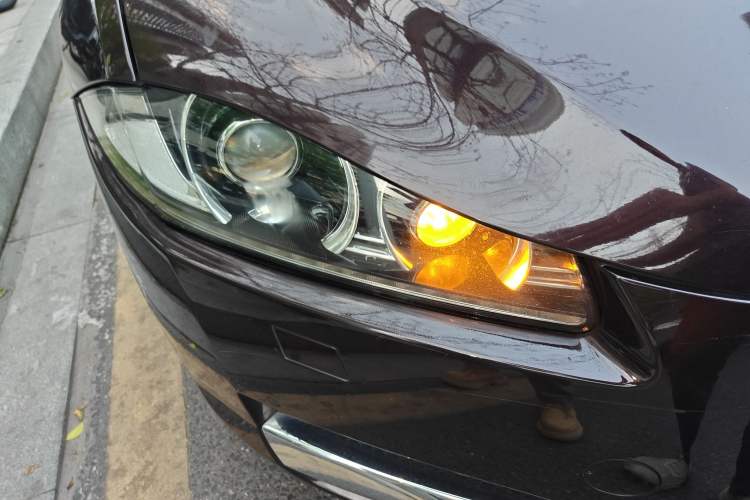 Used Jaguar XF 2013 XF 2.0T Cambridge Limited Edition

