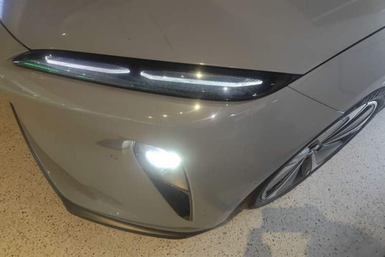 Used Nio ET5T 2024 75kWh Touring Left Front Headlight