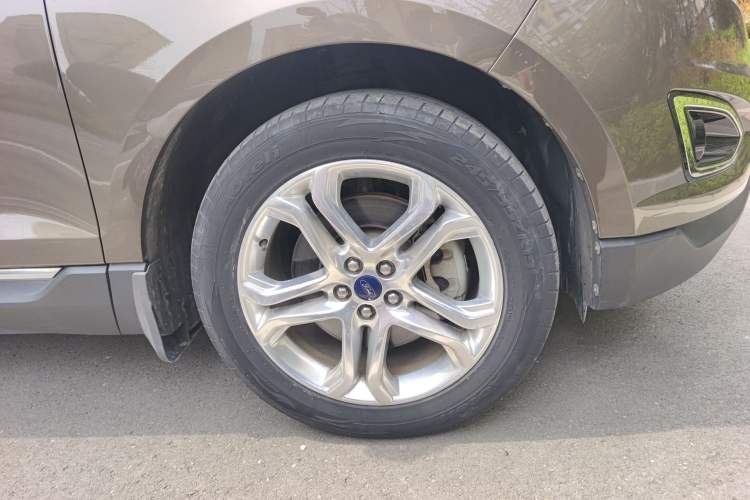 Used Ford Edge 2016 EcoBoost 245 Four-Wheel Drive Titanium Edition 7-Seater