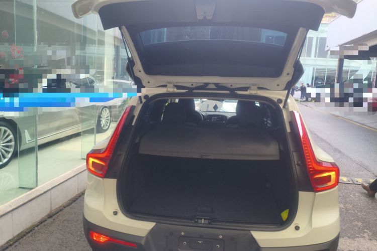 Used Volvo XC40 2022 T4 Four-Wheel Drive Smart & Stylish Edition