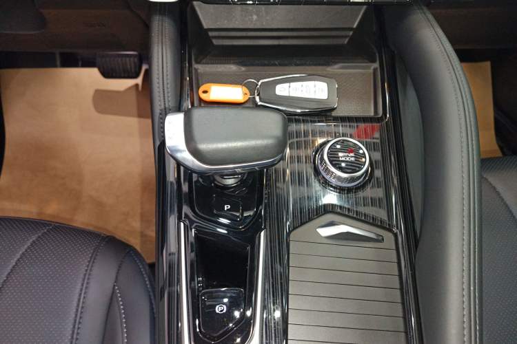 Used Geely Auto Monjaro L 2023 2.0TD High-Power Automatic Two-Wheel Drive Flagship Version