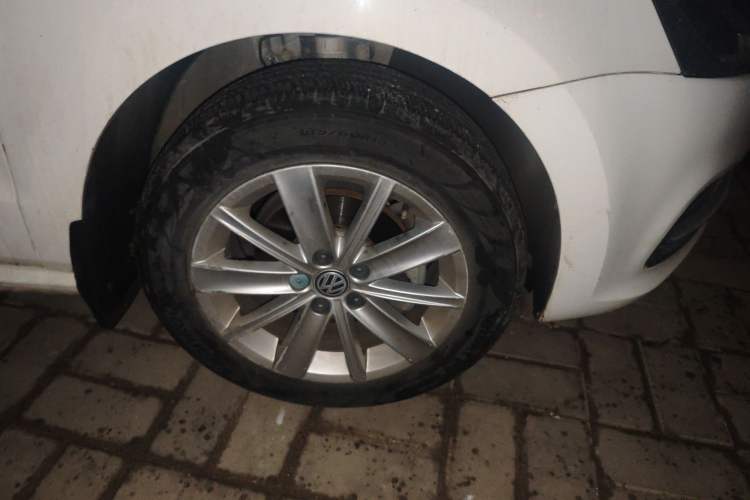 Used Volkswagen Polo 2014 1.6L Automatic Comfort Edition
