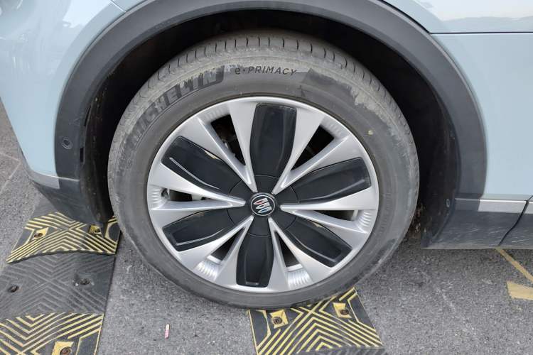 Used Buick E4 2023 Deluxe Edition