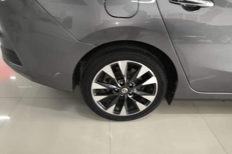 Used Nissan Lannia 2016 1.6L CVT Smart Cool Edition
