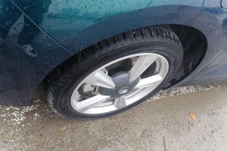 Used ORA Good Cat 2023 401 km Standard Range Luxury Version Lithium Iron Phosphate
