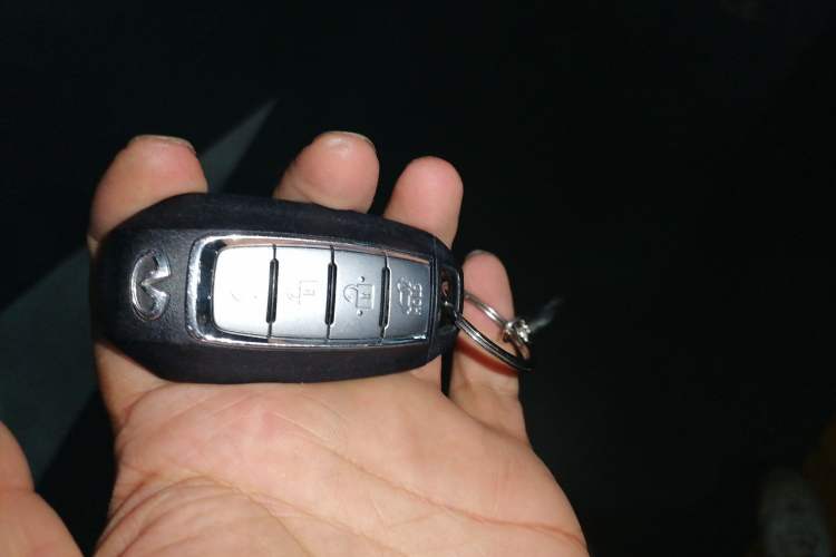 Used Infiniti QX50 2020 Revised Version 2.0T All-Wheel Drive Navigation Edition Vehicle Key