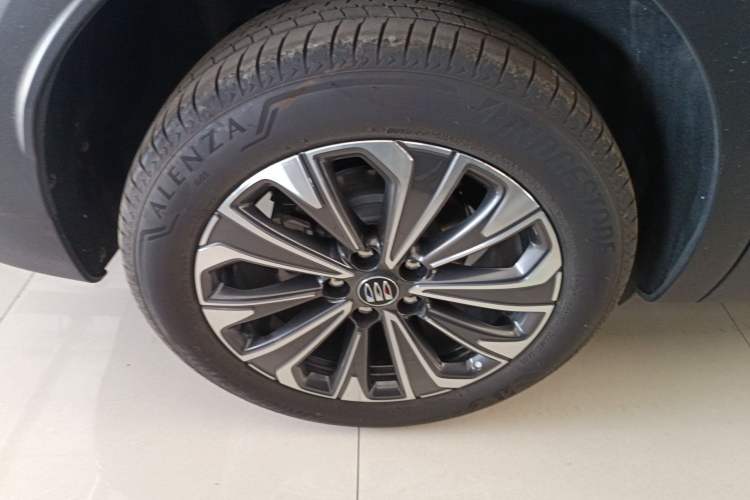 Used Buick Envision 2025 25T Entry-Grade Platinum Edition