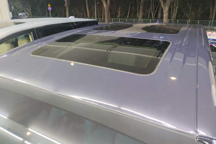 Used Buick GL8 New Energy 2026 Model Lu Zun Luxury Edition
