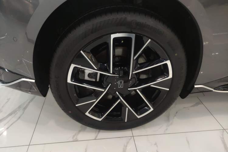 Used Avatr 06 2025 Ultra Pure Electric Edition