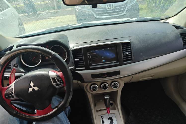 Used Mitsubishi Lancer EX 2011 Fashion Edition 1.8L CVT Comfort Version