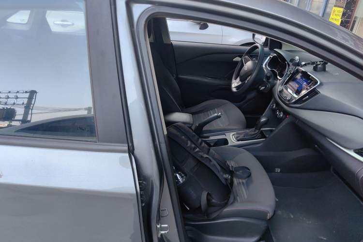 Used Chevrolet Monza 2019 Redline 320T Dual-Clutch Joyful Edition China VI Standard
