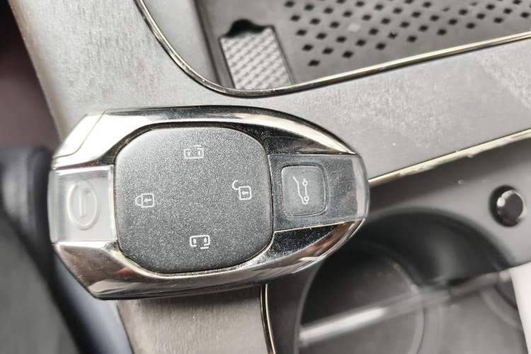 Used GAC Trumpchi Xiangwang M8 2025 Kunkun Series Ultra First-Class Cabin Vehicle Key