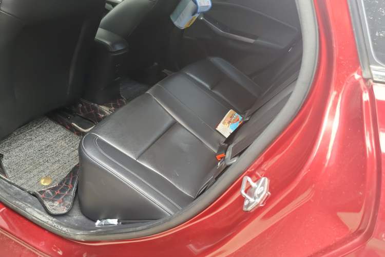 Used Ford Escort 2015 1.5L Automatic Fashion Model

