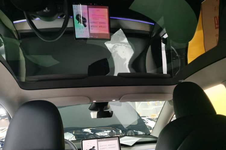 Used Tesla Model Y 2024 Rear-Wheel-Drive Version