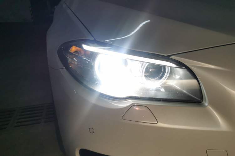 Used BMW 5 Series 2014 525Li Leading Model