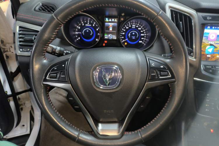 Used Changan CS75 2017 Shangkui Edition 1.5T Manual Fengxiang Model