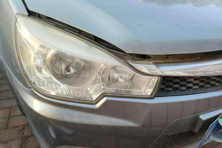 Used Soueast V3 Lingyue 2011 1.5L Manual Comfort Edition
