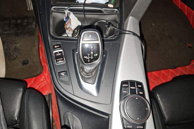 Used BMW 3 Series GT 2017 330i xDrive M Sport Gear Lever