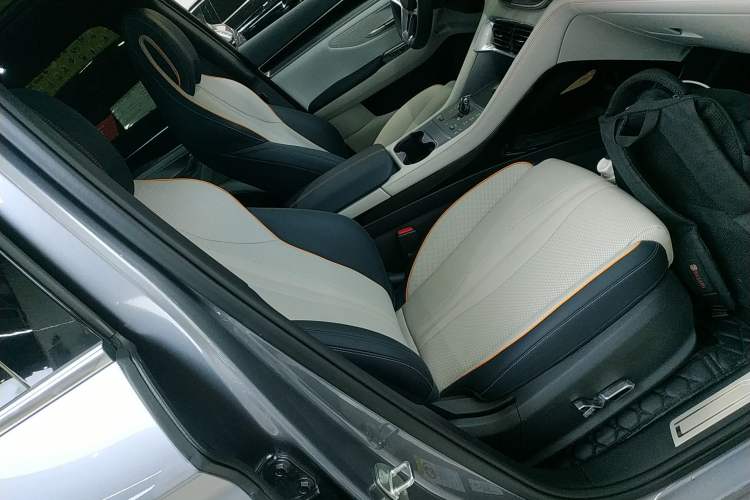 Used BYD Song PLUS New Energy 2024 Honor Edition EV 520km Flagship Model
