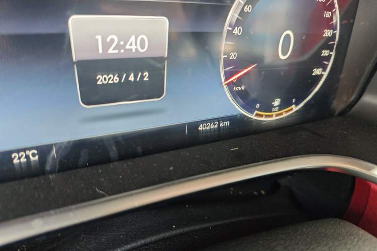 Used BAIC Off-Road BJ40 2018 PLUS 2.3T Automatic Four-Wheel Drive Flagship Version China V Emission Standard Odometer Close Up