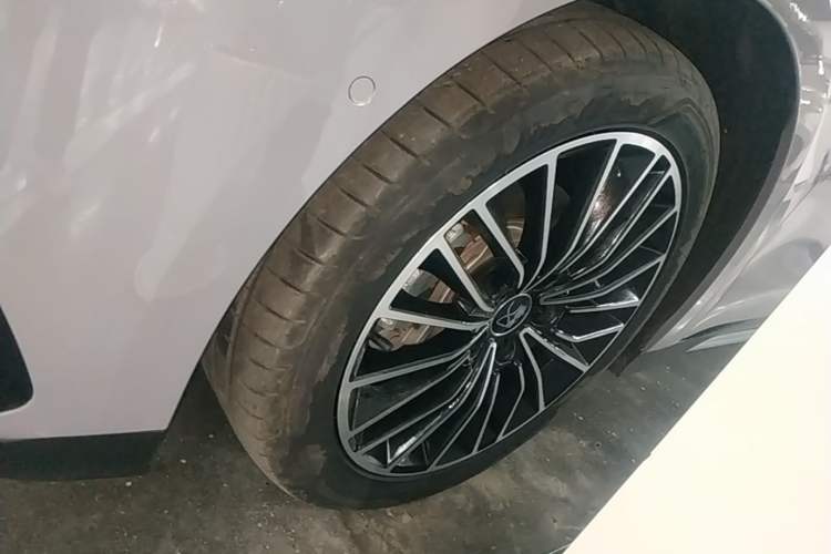 Used BYD Han 2025 DM-i 125KM LiDAR-Powered Intelligent Driving Model
