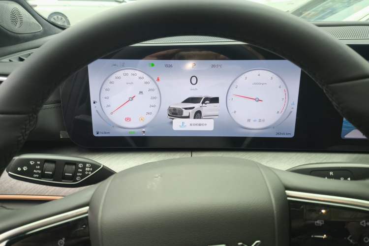 Used Chery Tiggo 9 2025 2.0T Dual-Clutch Two-Wheel Drive Luxury Edition 5 Seats