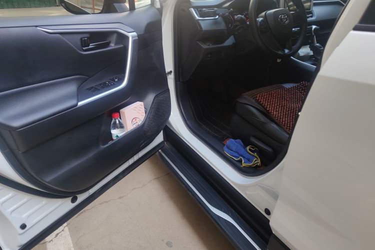 Used Toyota Wildlander 2022 2.0L CVT Two-Wheel Drive Leading Edition