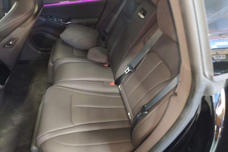 Used Denza Z9 2024 1100 km Four-Wheel Drive Max Version
