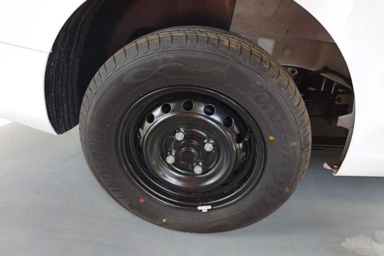 Used Wuling Hongguang New Energy 2024 All-Electric Model 300KM Standard Version