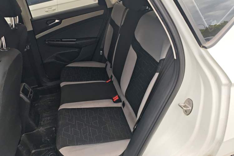 Used Jetta VS5 2023 280TSI Automatic Trend Edition Left Rear Seat