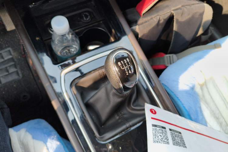 Used Dongfeng Fengon 580 2020 1.5T Manual Luxury Version
